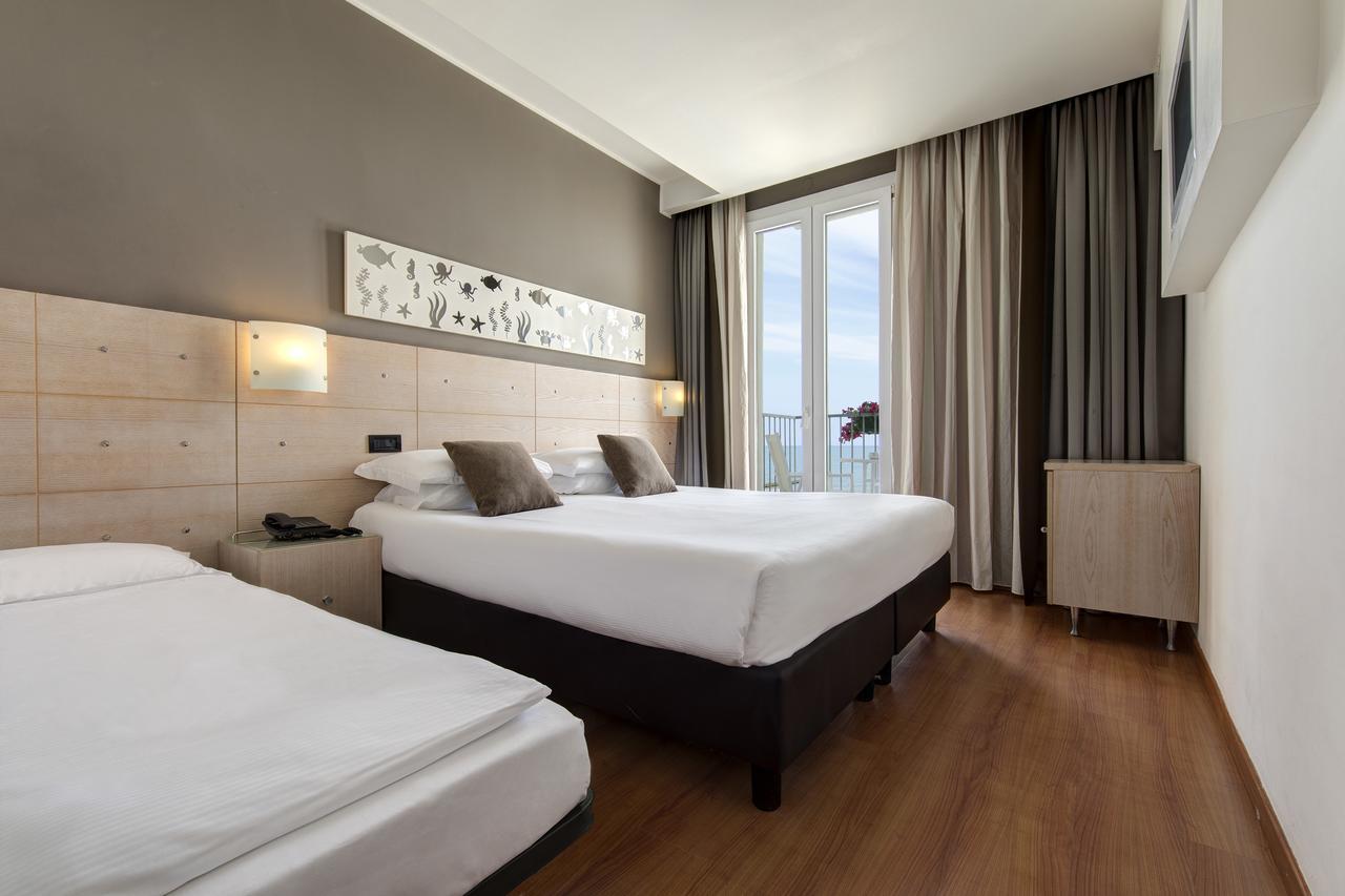 Victoria Frontemare Beach & Spa Hotel Jesolo Ngoại thất bức ảnh